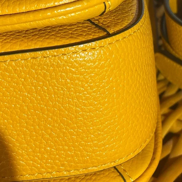 💓SOLD💓Coach Pollen Cassie - Rare  🦄 💛 - Picture 13 of 16